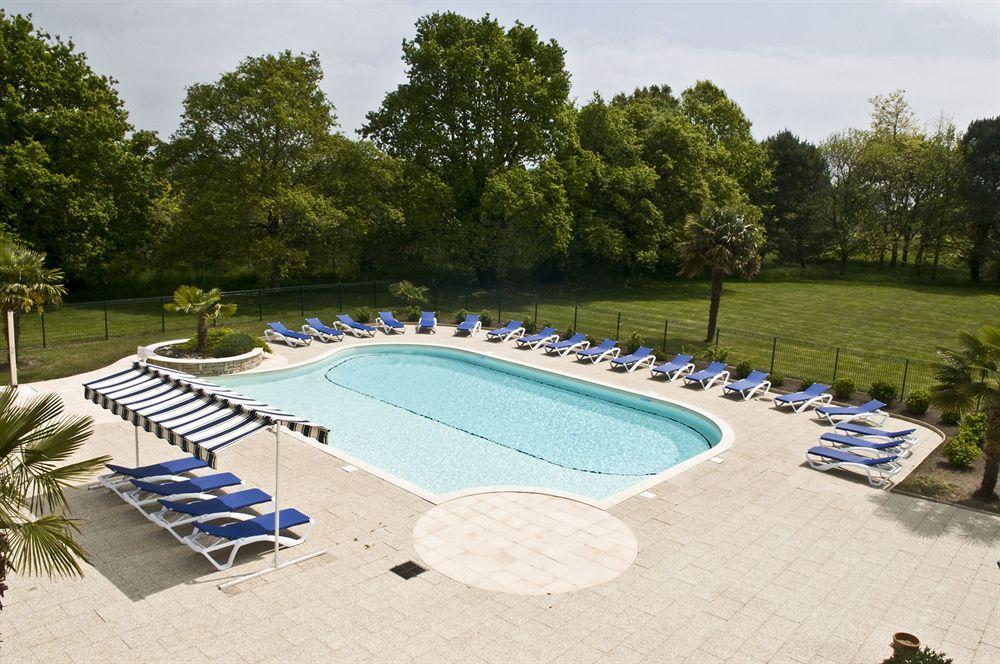 Hotel Du Golf Saint-Laurent Ploemel ภายนอก รูปภาพ
