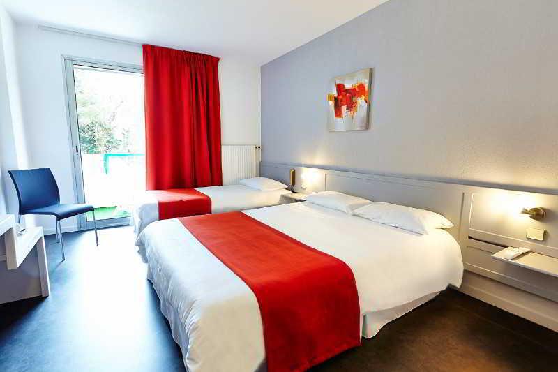 Hotel Du Golf Saint-Laurent Ploemel ภายนอก รูปภาพ