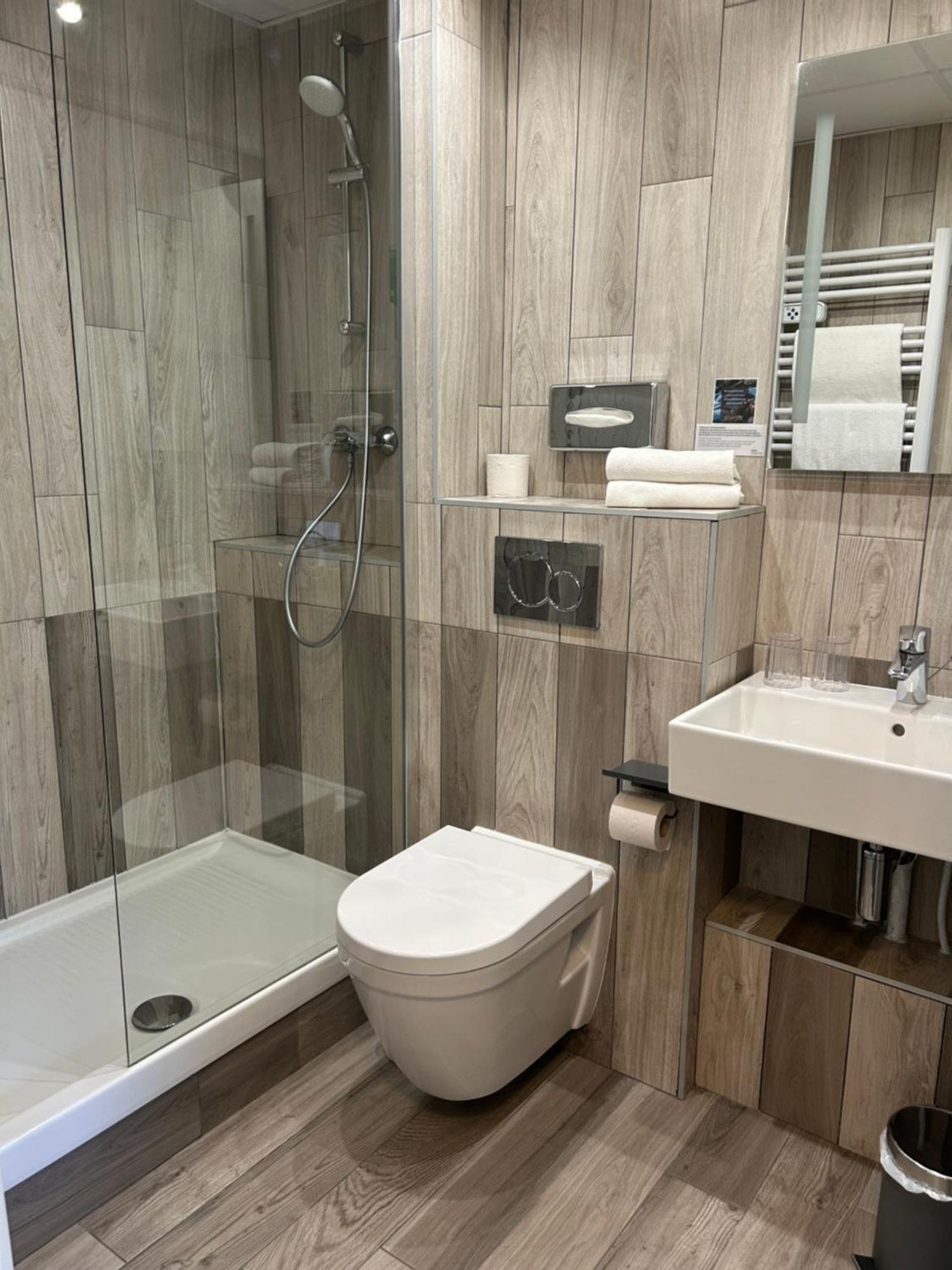 Hotel Du Golf Saint-Laurent Ploemel ภายนอก รูปภาพ