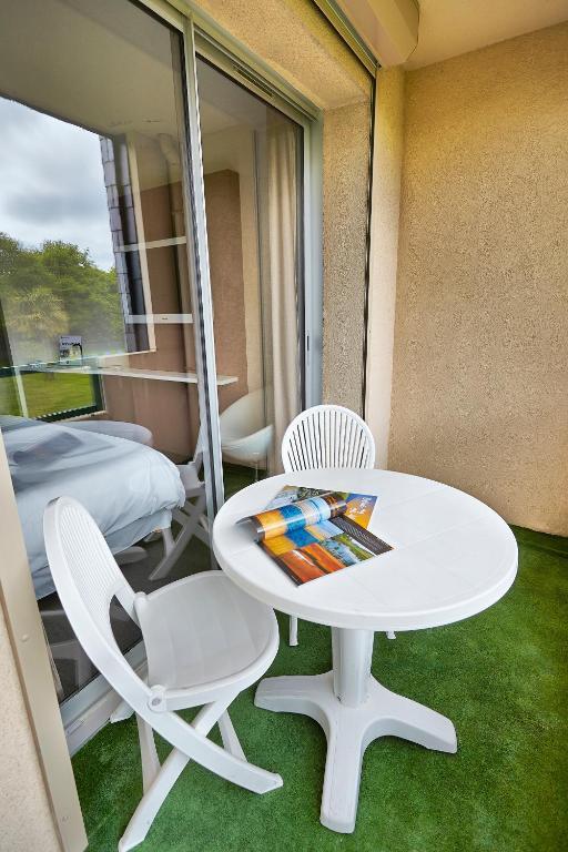 Hotel Du Golf Saint-Laurent Ploemel ห้อง รูปภาพ